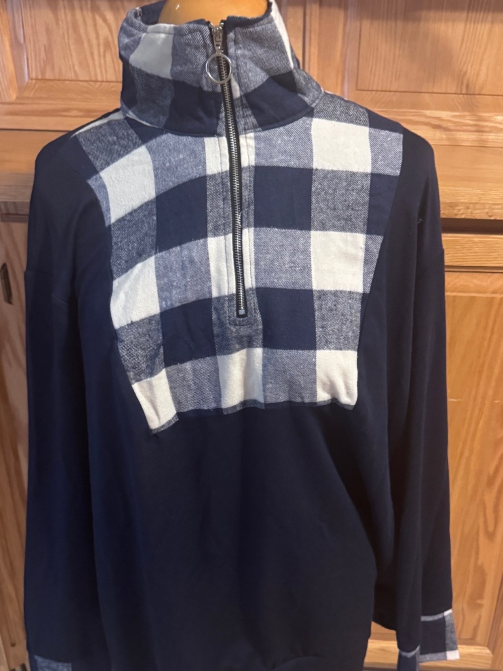 Exclusive Women's 1XL Blue Quarter Zip Pullover Collared Sweater Black Plaid